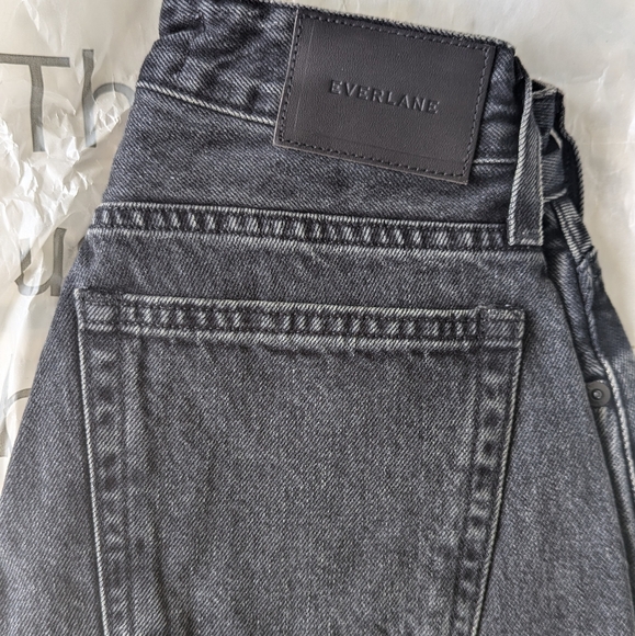 Everlane The Curvy 90's Cheeky Jean, 26Wx26.5L, Washed Black - Picture 4 of 7